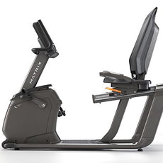 MATRIX R50 RECUMBENT BIKE